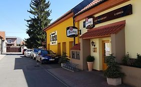 Penzion Ubytovani U Smrku